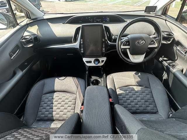 toyota prius-phv 2017 CFJ1706335 image 2