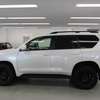 toyota land-cruiser-prado 2015 170828155706 image 4