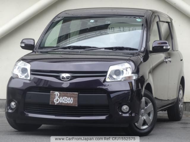 toyota sienta 2011 CFJ1552575 image 1