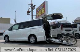 toyota voxy 2018 CFJ1487029