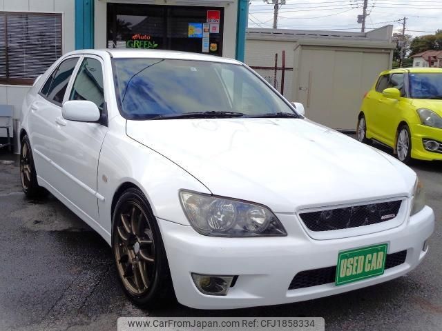 toyota altezza 2004 CFJ1858334 image 2