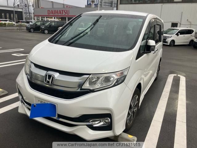 honda stepwagon 2017 CFJ1631915 image 1