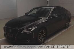 toyota crown 2020 CFJ1824010