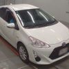 toyota aqua 2015 -TOYOTA--AQUA NHP10-6429149---TOYOTA--AQUA NHP10-6429149- image 6