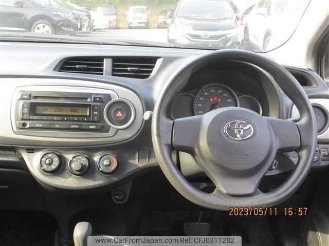 toyota vitz 2012 TE3151 image 2