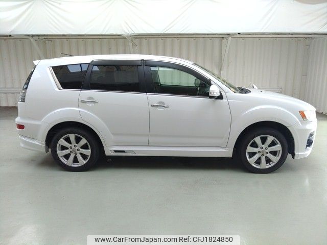 mitsubishi outlander 2010 CFJ1824850 image 2