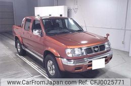 nissan datsun-pickup 2001 -NISSAN 【浜松 100ｿ2386】--DATSUN PickUp LRMD22-011409---NISSAN 【浜松 100ｿ2386】--DATSUN PickUp LRMD22-011409-