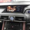 lexus is 2016 CFJ1846479 image 10