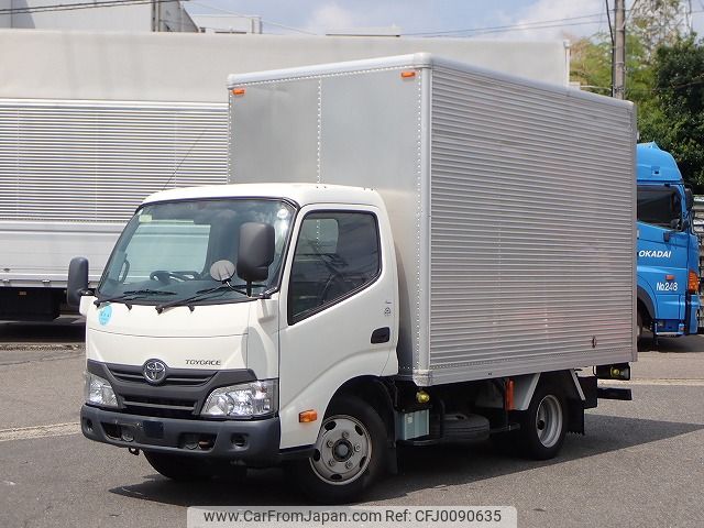 toyota toyoace 2017 24350104 image 2