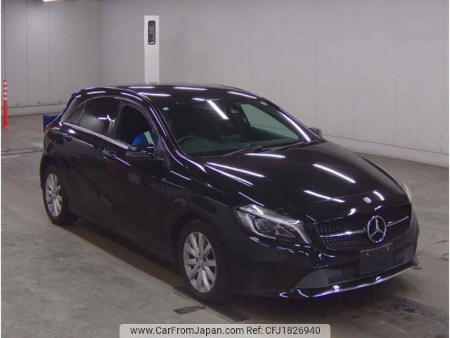 mercedes-benz a-class 2016 CFJ1826940 image 1