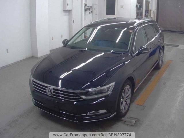 volkswagen passat-variant 2016 quick_quick_DBA-3CCZE_WVWZZZ3CZGE064795 image 1