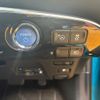 toyota prius-phv 2018 CFJ1781896 image 8