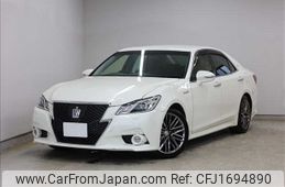 toyota crown 2013 CFJ1694890