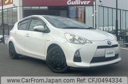 toyota aqua 2013 -TOYOTA--AQUA DAA-NHP10--NHP10-6233504---TOYOTA--AQUA DAA-NHP10--NHP10-6233504-