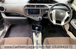 toyota aqua 2012 504928-928873