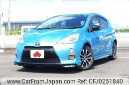 toyota aqua 2012 -TOYOTA--AQUA DAA-NHP10--NHP10-2114007---TOYOTA--AQUA DAA-NHP10--NHP10-2114007-