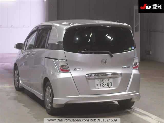 honda freed-spike 2013 CFJ1824539 image 2