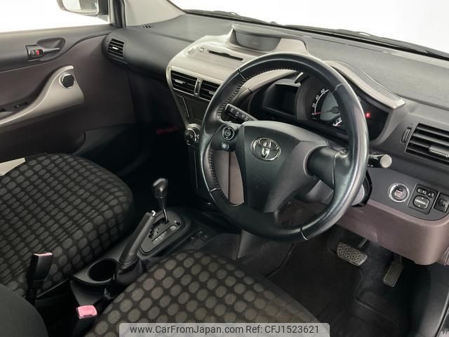 toyota iq 2010 CFJ1523621 image 2