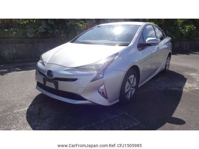 toyota prius 2018 CFJ1505985 image 1