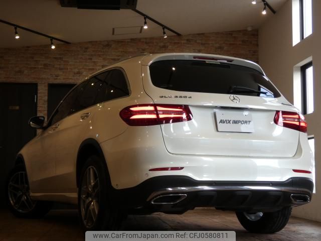 mercedes-benz glc-class 2018 quick_quick_253905C_WDC2539052F405572 image 2