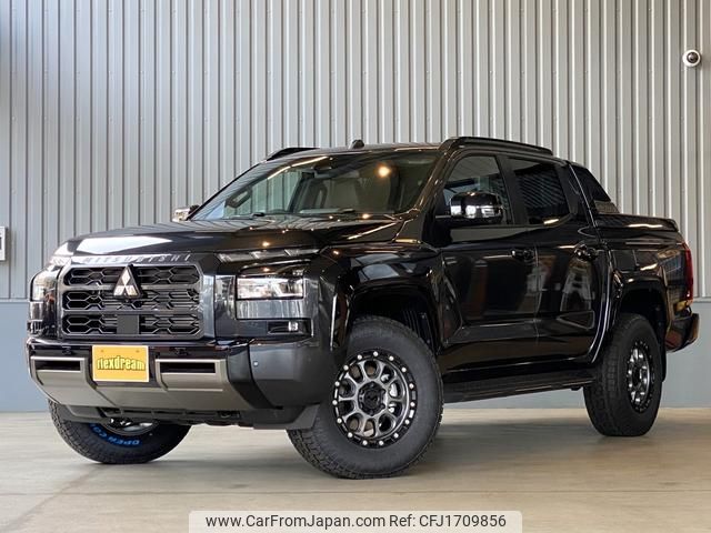 mitsubishi triton 2025 CFJ1709856 image 1