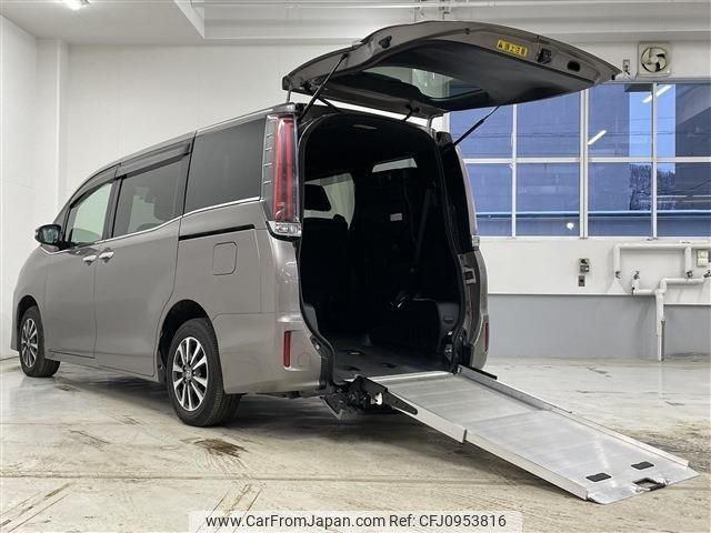 toyota esquire 2019 -TOYOTA--Esquire DBA-ZRR85Gｶｲ--ZRR85-0136360---TOYOTA--Esquire DBA-ZRR85Gｶｲ--ZRR85-0136360- image 2
