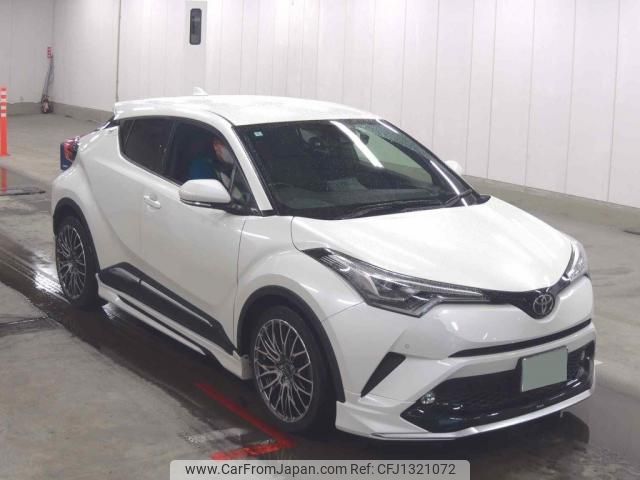 toyota c-hr 2018 quick_quick_DBA-NGX10_NGX10-2004646 image 1