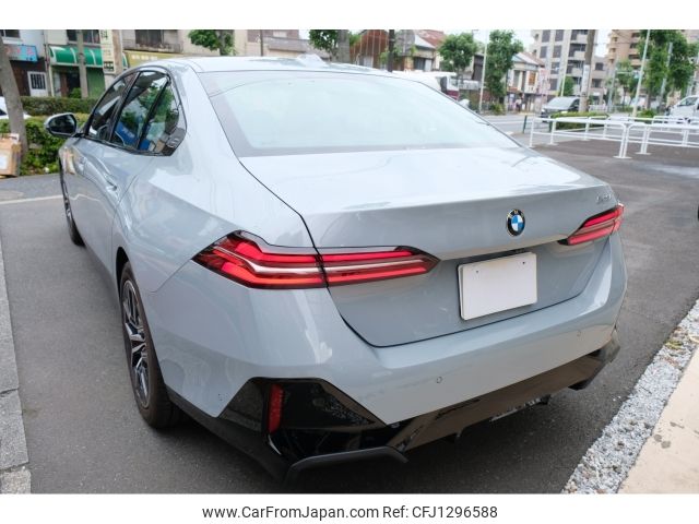 bmw 5-series 2024 -BMW--BMW 5 Series 3AA-12FJ20--WBA12FJ060CR86***---BMW--BMW 5 Series 3AA-12FJ20--WBA12FJ060CR86***- image 2