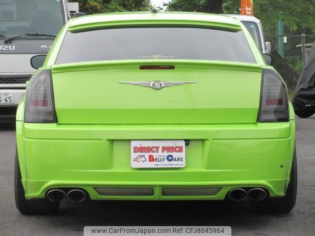 chrysler 300 2011 quick_quick_LX35_2C3LA43R38H179769 image 2