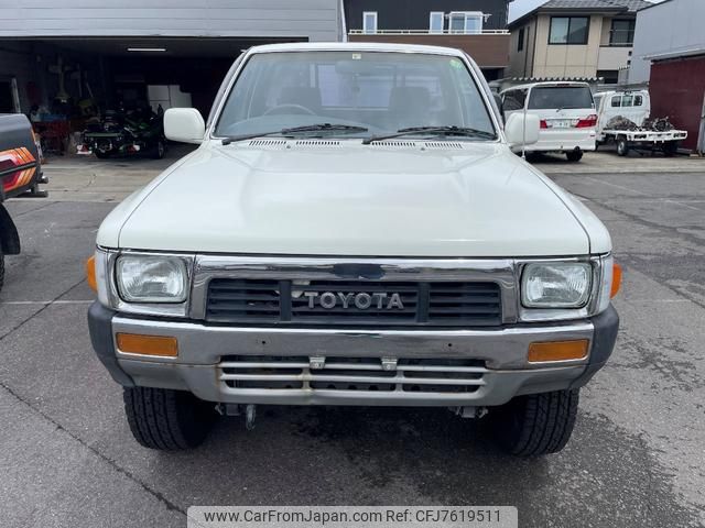 toyota hilux 1989 GOO_NET_EXCHANGE_0201661A30220624W001 image 2