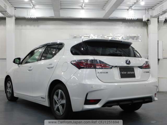 lexus ct 2014 CFJ1251694 image 2