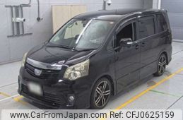 toyota noah 2010 -TOYOTA 【富士山 303ﾀ2984】--Noah DBA-ZRR70W--ZRR70-0370304---TOYOTA 【富士山 303ﾀ2984】--Noah DBA-ZRR70W--ZRR70-0370304-