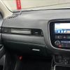 mitsubishi outlander-phev 2015 quick_quick_DLA-GG2W_GG2W-0308359 image 12