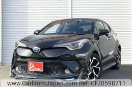 toyota c-hr 2018 quick_quick_DAA-ZYX10_ZYX10-2110251