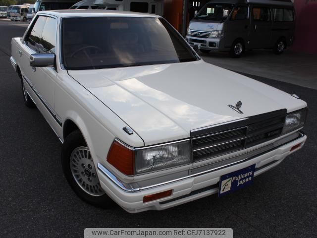 nissan gloria-sedan 1983 GOO_JP_700100180330201121001 image 2