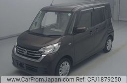 nissan dayz-roox 2019 CFJ1879250