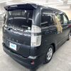 toyota voxy 2004 CFJ1858439 image 6