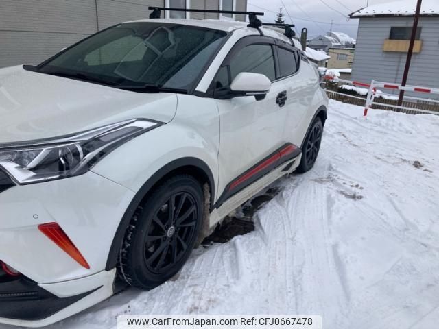 toyota c-hr 2017 -TOYOTA--C-HR DBA-NGX50--NGX50-2017493---TOYOTA--C-HR DBA-NGX50--NGX50-2017493- image 2