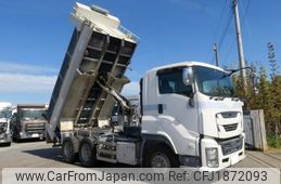 isuzu giga 2019 CFJ1872093