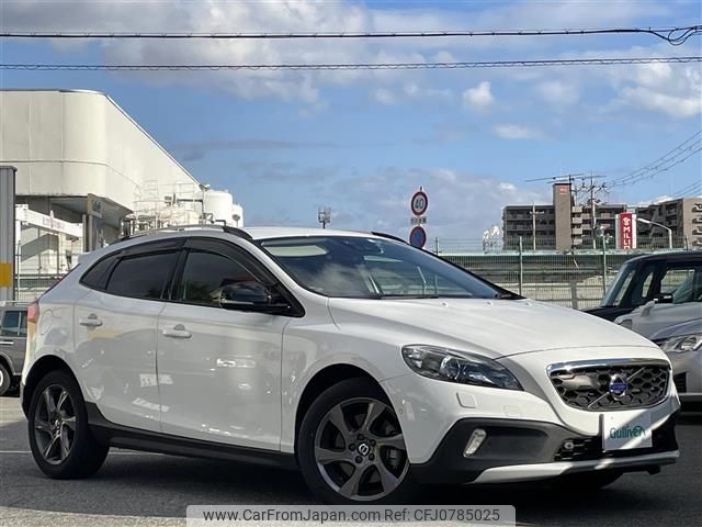 volvo v40 2016 -VOLVO--Volvo V40 LDA-MD4204T--YV1MZA8RDG2104351---VOLVO--Volvo V40 LDA-MD4204T--YV1MZA8RDG2104351- image 1