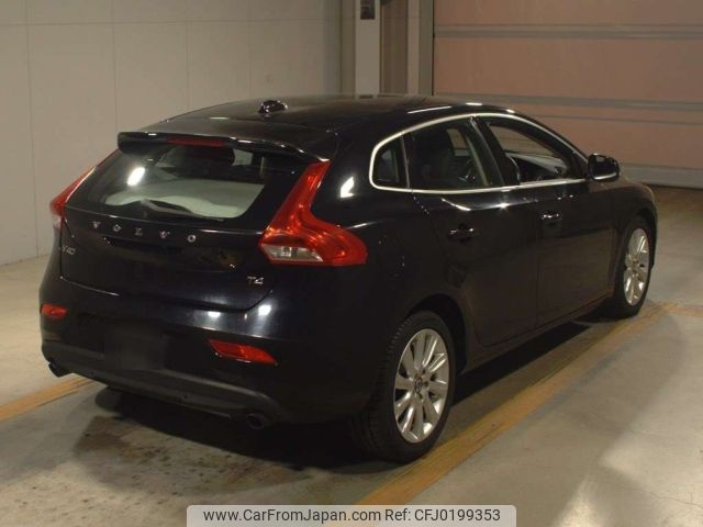 volvo v40 2013 -VOLVO--Volvo V40 MB4164T-YV1MV485BE2092111---VOLVO--Volvo V40 MB4164T-YV1MV485BE2092111- image 2