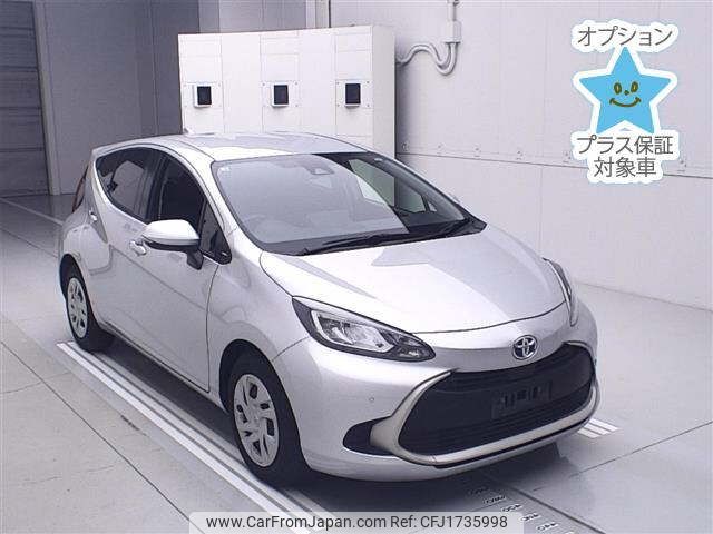 toyota aqua 2022 CFJ1735998 image 1