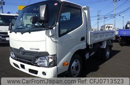 hino dutro 2016 CFJ0713523