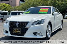 toyota crown 2014 -TOYOTA--Crown GRS210--6013501---TOYOTA--Crown GRS210--6013501-