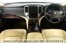 toyota crown 2013 504928-924985