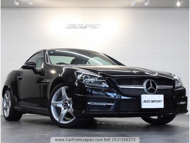 mercedes-benz slk-class 2011 quick_quick_172448_WDD1724482F019263 image 2