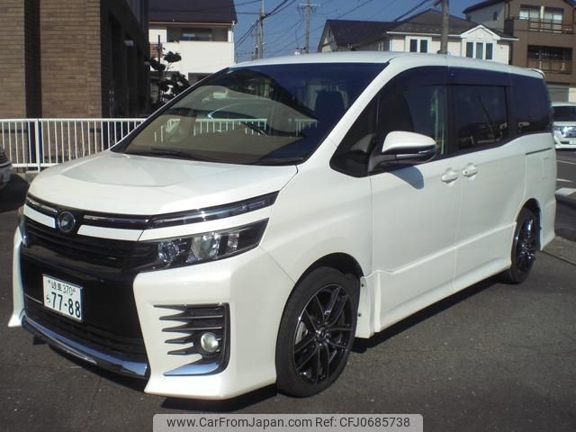 toyota voxy 2014 quick_quick_DBA-ZRR80W_ZRR80-0036762 image 1