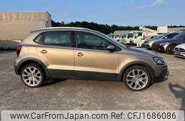 volkswagen cross-polo 2015 CFJ1686086