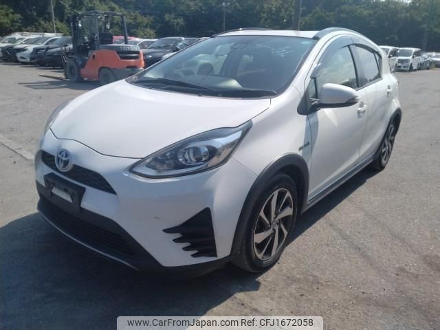toyota aqua 2018 CFJ1672058 image 1