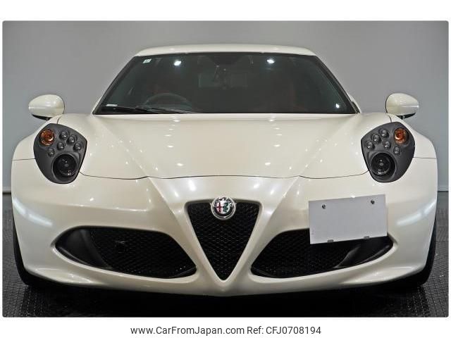 alfa-romeo 4c 2015 quick_quick_ABA-96018_ZAR9600000M147137 image 2